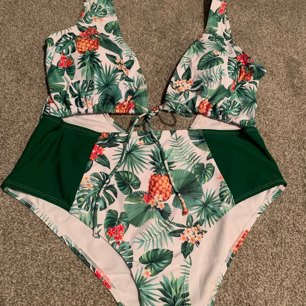 2X swimsuit